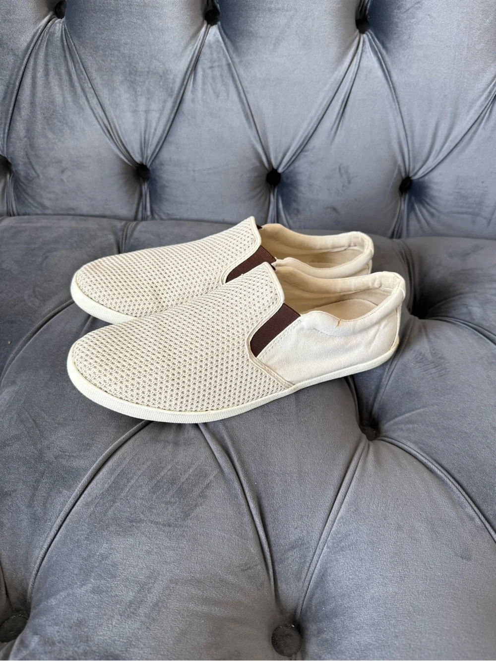 Tommy Bahama Men’s Mesh Slip-On Sneakers Cream Beige Casual Shoes Size 9.5